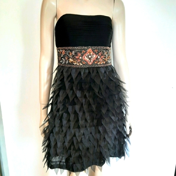 Sue Wong Dresses | Sue Wong Dress Silk Strapless Beaded Waist Size 6 | Color: Black | Size: 6 | Omarenee's Closet Sue Wong Dresses | Sue Wong Dress Silk Strapless Beaded Waist Size 6 | Color: Black | Size: 6 | Omarenee's Closet